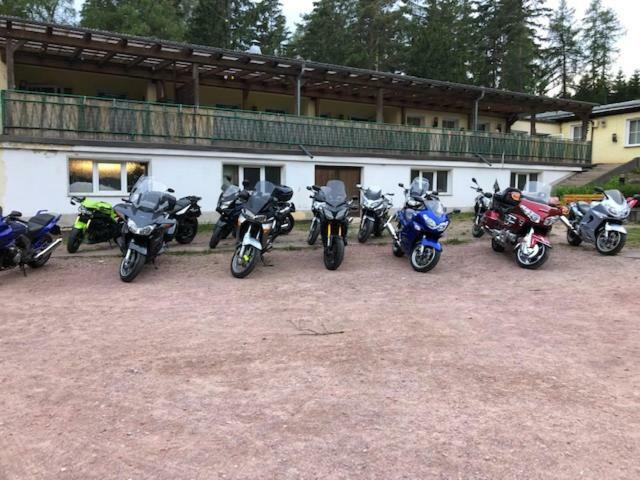 Feriendorf Waldfrieden Suhl Eksteriør billede
