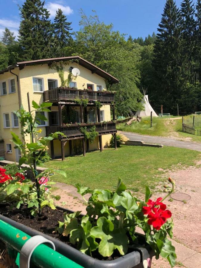 Feriendorf Waldfrieden Suhl Eksteriør billede